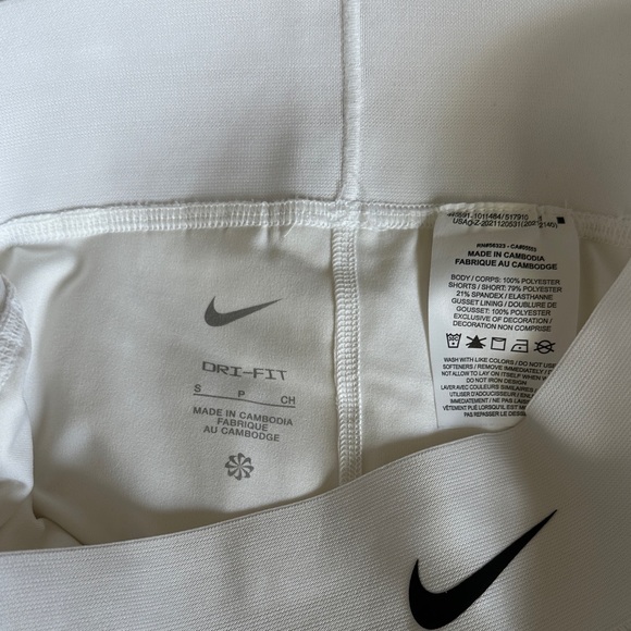 Nike White Tennis Skirt - Picture 3 of 4